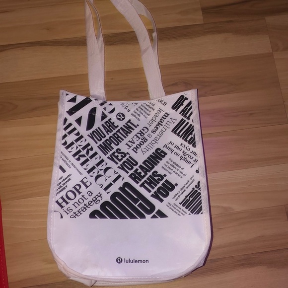 Lululemon bags! - Picture 3 of 6